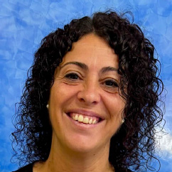María
